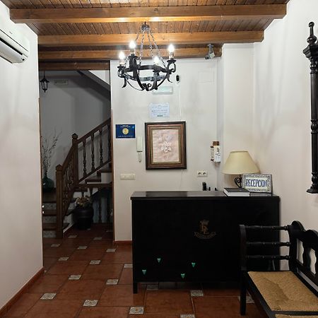 Hostal El Descanso Del Emperador Jarandilla de la Vera Exterior photo